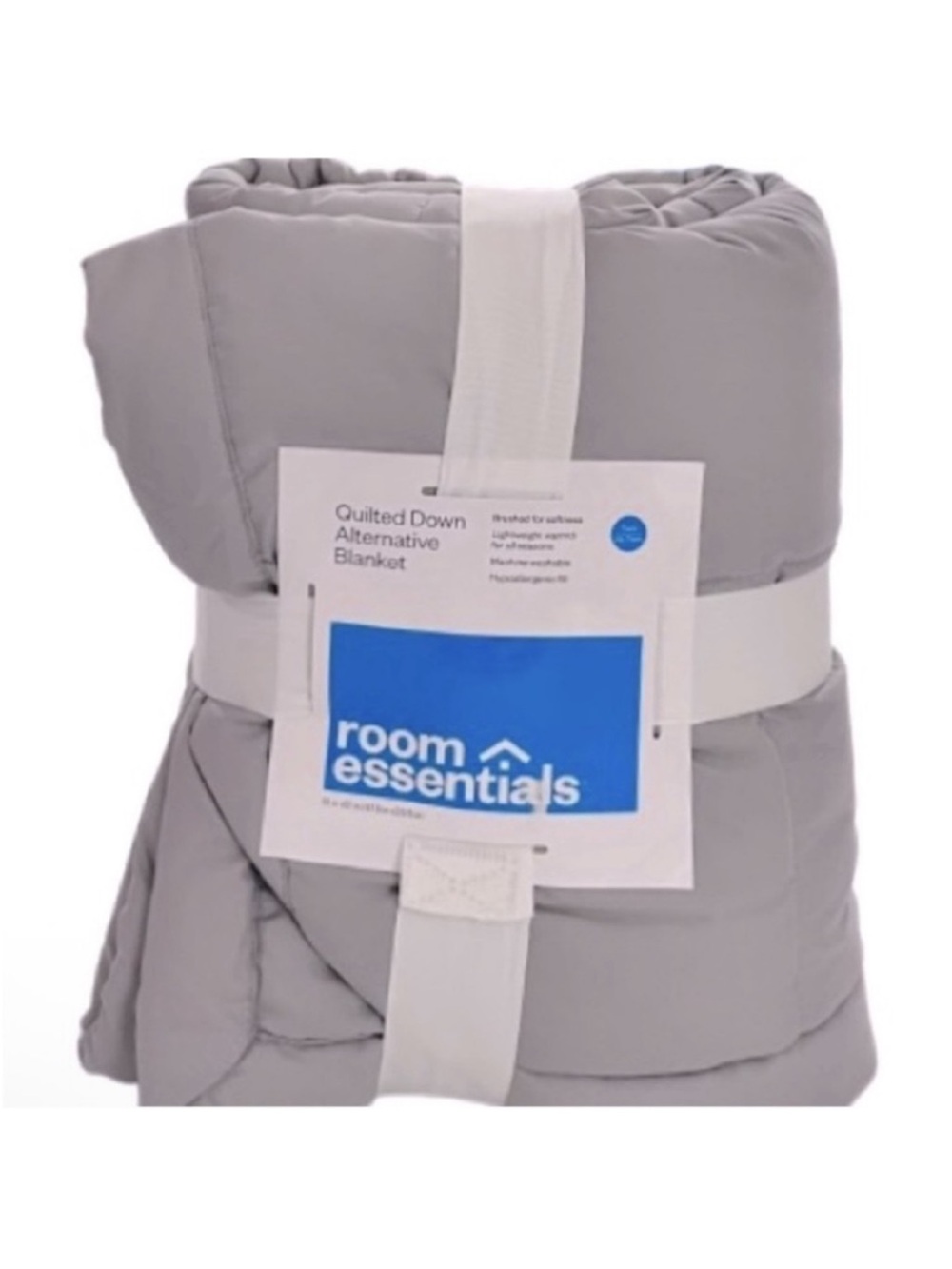 🆕- Room Essentials Quilted Down Alternative Blanket. Size: Twin/Twin XL